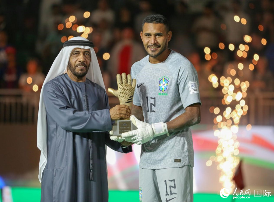 直击现场！邀请赛中巴西队如何完成挺进决赛？的简单介绍