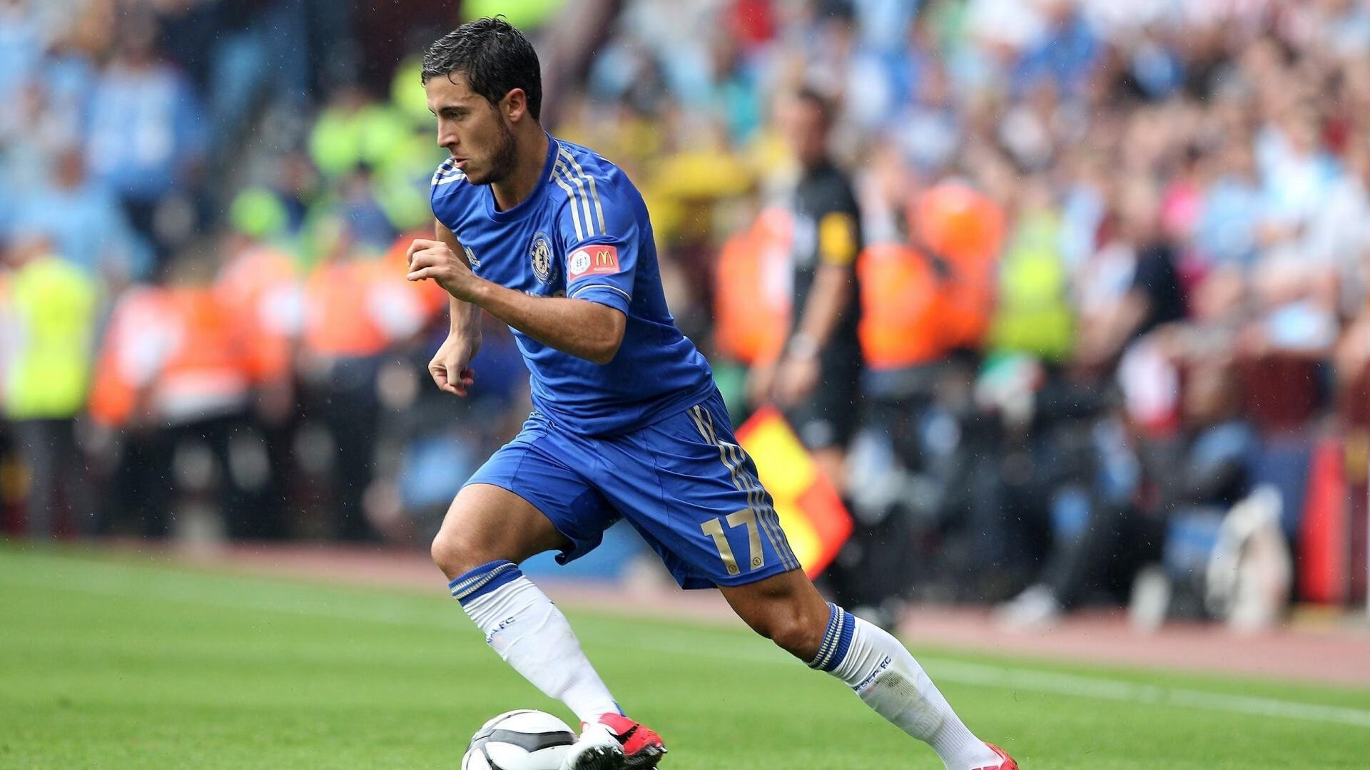 内马尔迎来十二赛季高光表现,加拿大队球迷沸腾!